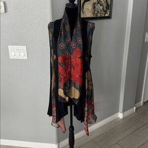 Floral Patterned Sleeveless Duster!!